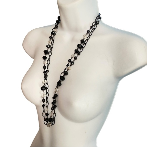 Black & Clear Glass Beads Chain Long Necklace - Picture 3 of 7
